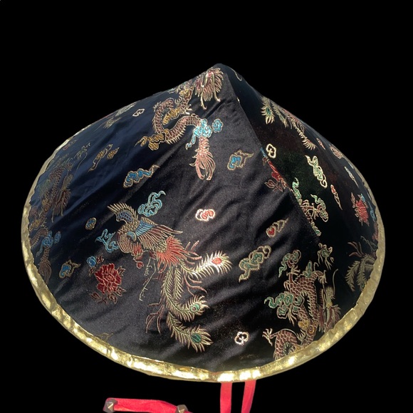 Hats and accessories - Picture 7 of 16